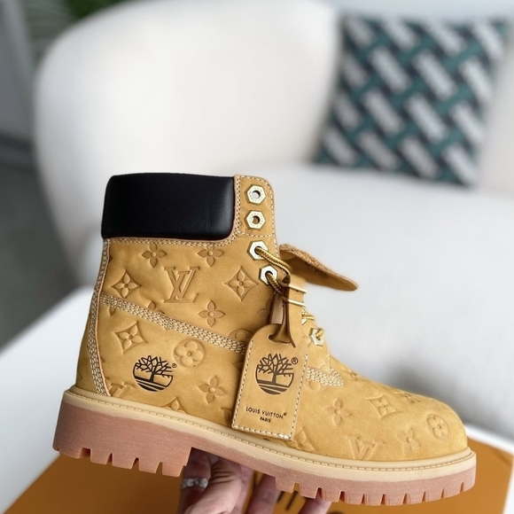 Louis Vuitton Tan Monogram Boots - Picture 8 of 8